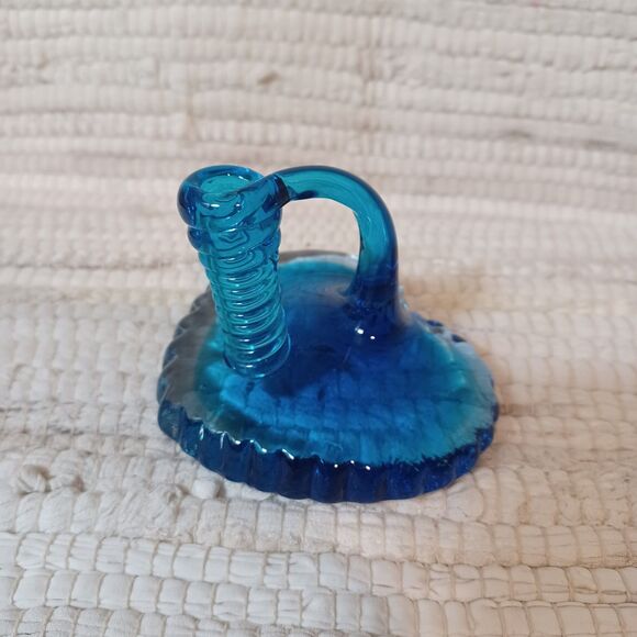 Cobalt Blue Art Glass Swirl Corkscrew Paperweight Pen Holder 3 1/2" Heart - Picture 4 of 4